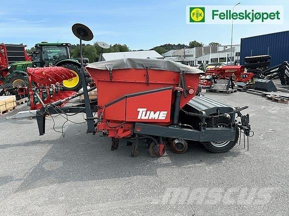 Tume HKL 3000 JC Semoir à engrais