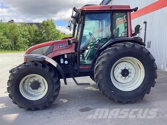 Valtra A 95-4 Tracteur