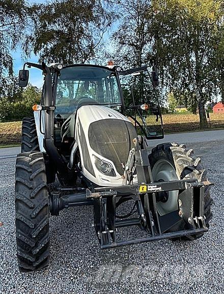 Valtra A114 Tracteur