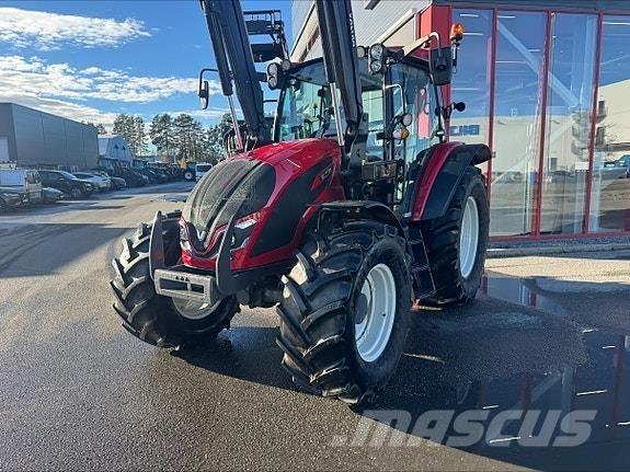Valtra A115 H4 Tracteur