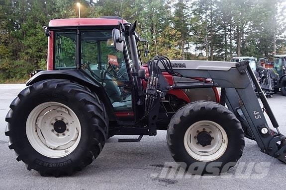 Valtra A85 Tracteur