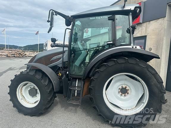 Valtra A94 Tracteur