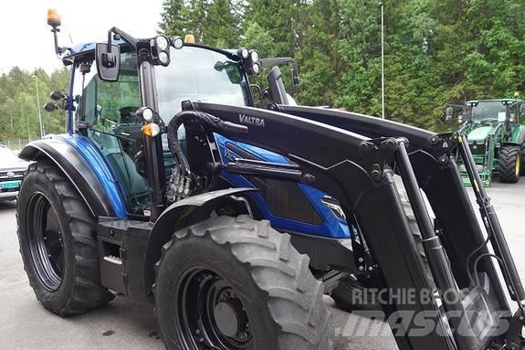 Valtra G125 Aktive Tracteur