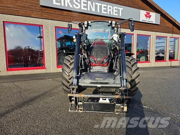 Valtra G135 Active Tracteur