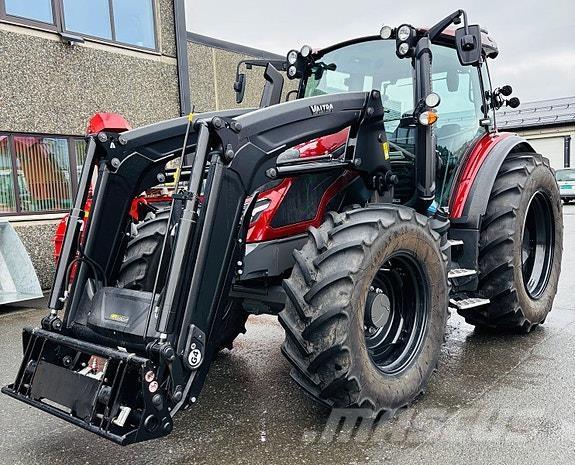 Valtra G135 Active Tracteur