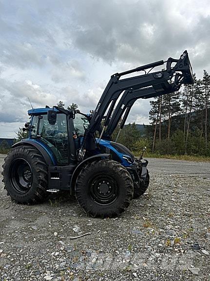 Valtra G135V Tracteur