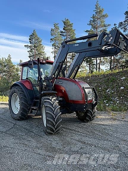Valtra M150 Tracteur