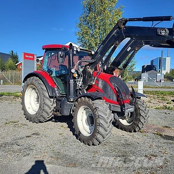 Valtra N-104 Tracteur