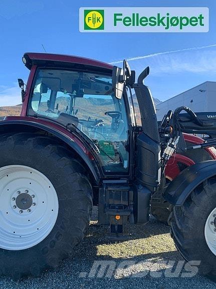 Valtra N124 Tracteur