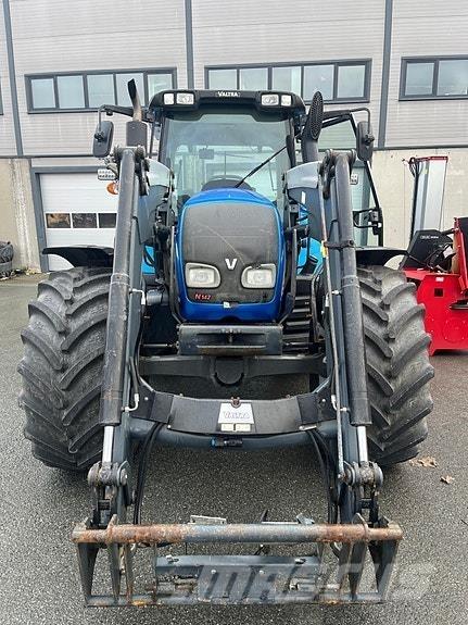 Valtra N142 Direct Tracteur
