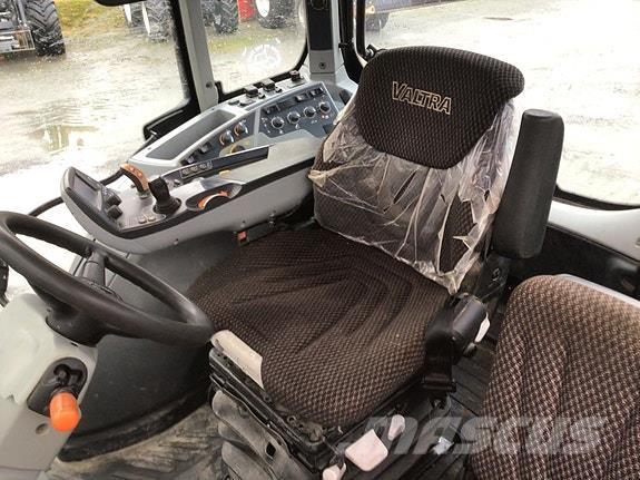 Valtra N154D Tracteur
