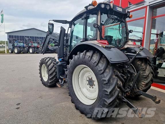 Valtra N155 Tracteur