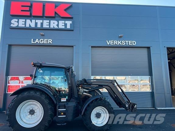 Valtra N155EH Tracteur