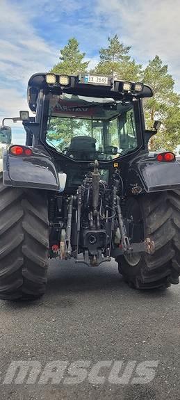 Valtra N163 Tracteur