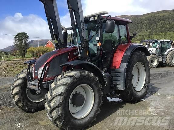 Valtra N163Direct Tracteur
