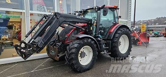 Valtra N174 Tracteur