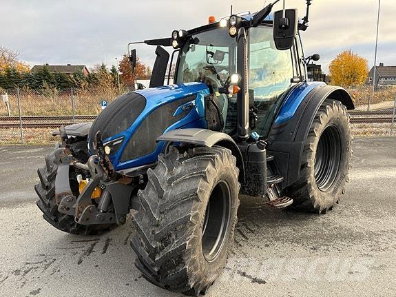 Valtra N174 Direct Tracteur