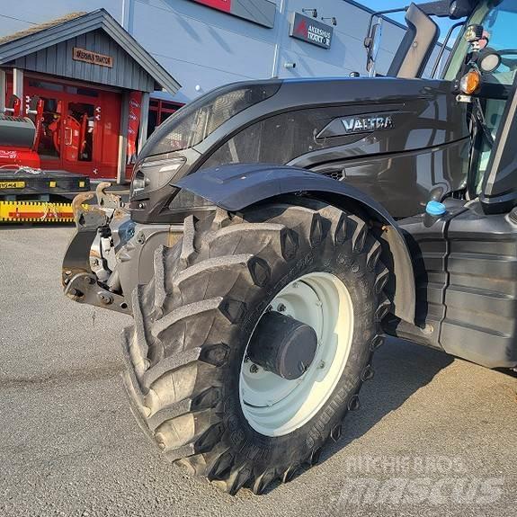 Valtra T 254 Tracteur