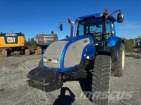 Valtra T150 Tracteur