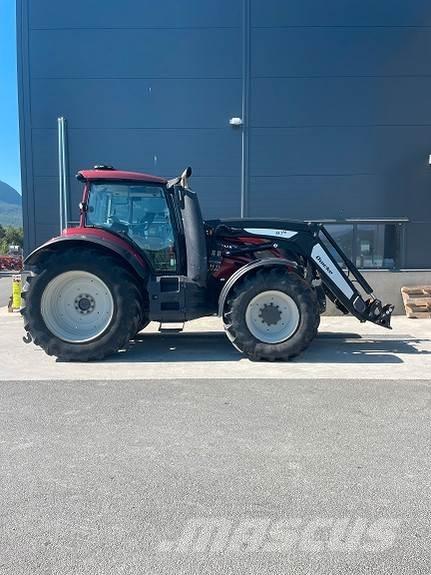 Valtra T214 Tracteur