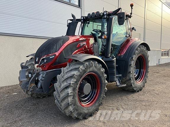 Valtra T234 Direct Tracteur