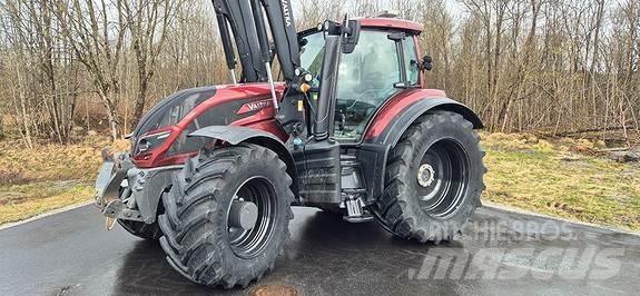 Valtra T234D ST Tracteur