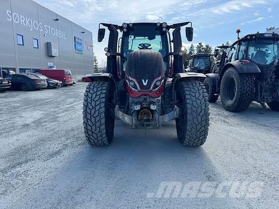Valtra T235 Tracteur