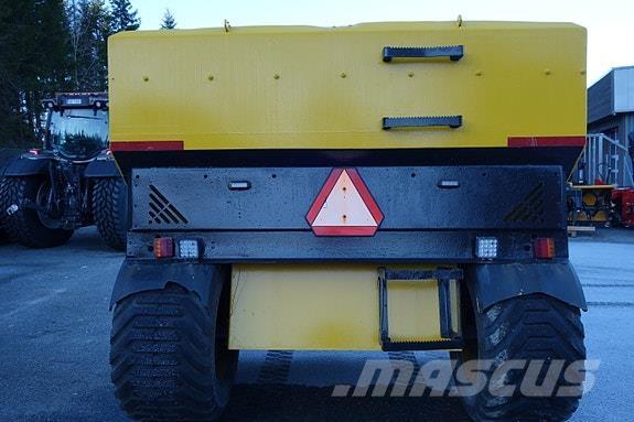 Vama 5 kubikk Autres équipements pour route et neige