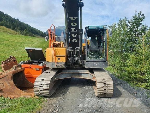 Volvo ECR235EL Pelle sur chenilles