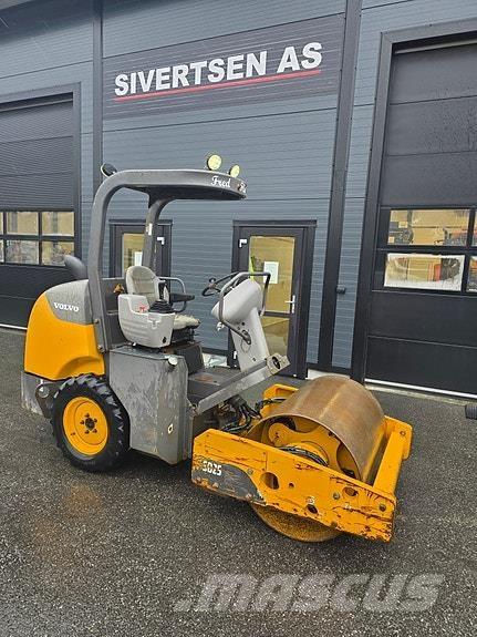 Volvo SD25 Finisseur