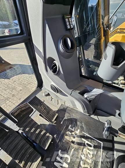  XE300E Pelle sur chenilles