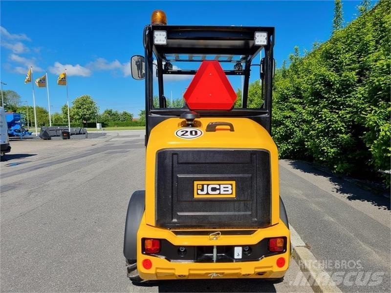 JCB 403 AGRI Mini chargeuse