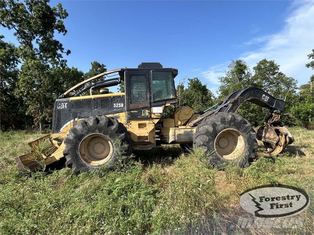 CAT 525B Débusqueur
