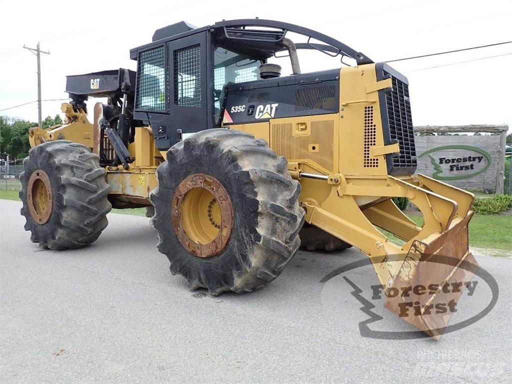 CAT 535C Débusqueur