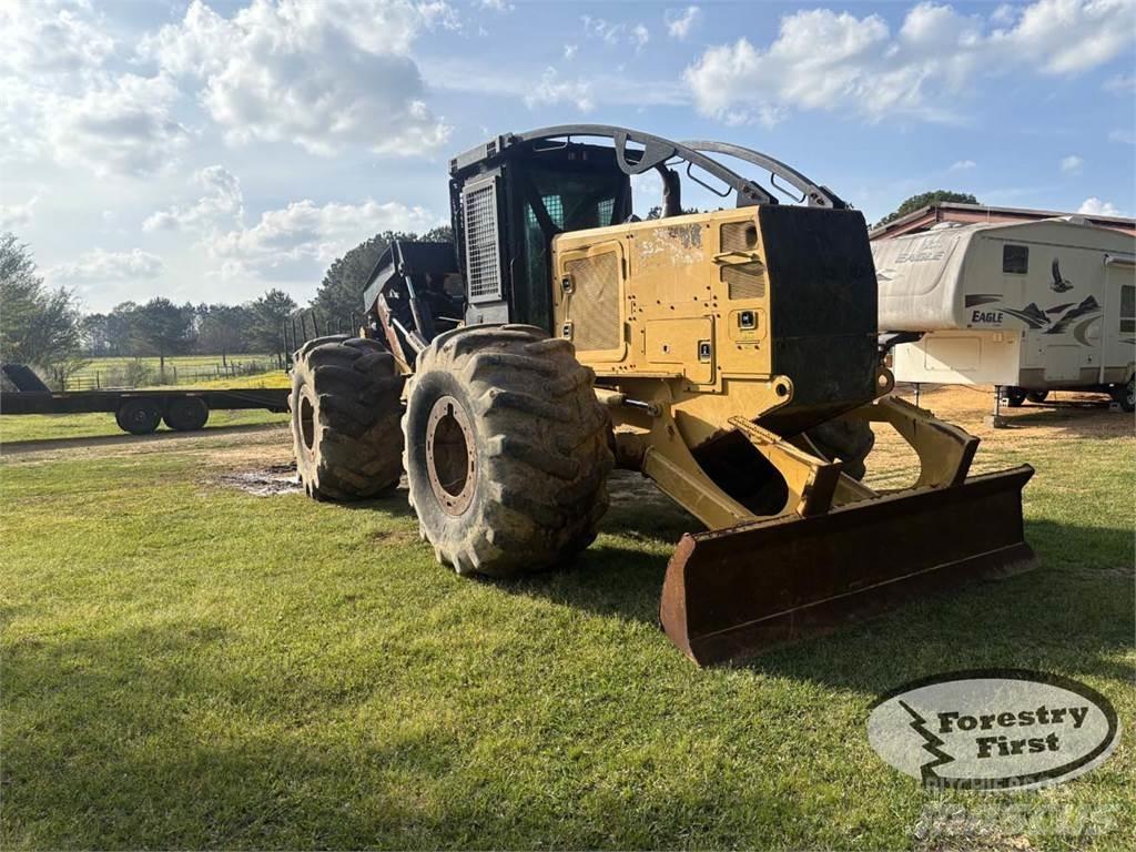 CAT 535D Débusqueur
