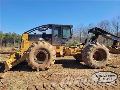 CAT 545C Débusqueur