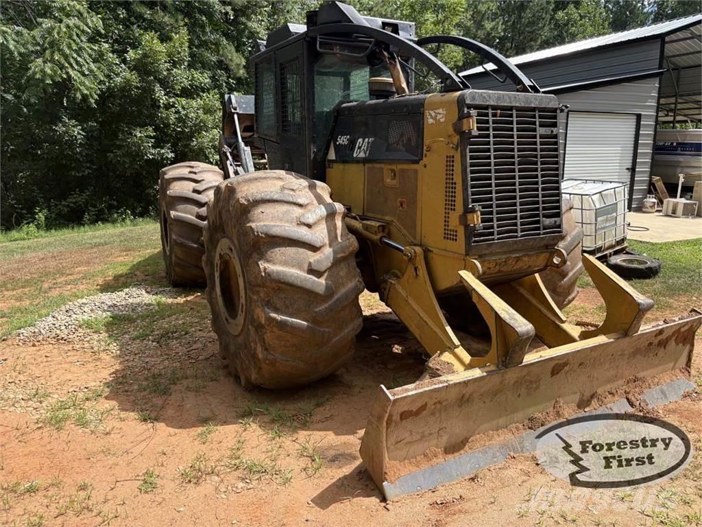 CAT 545C Débusqueur