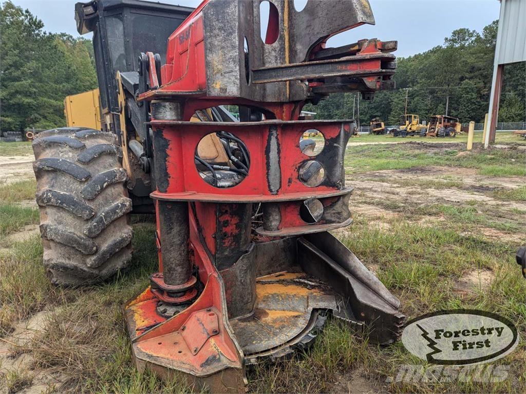 CAT 553C Abatteuse groupeuse