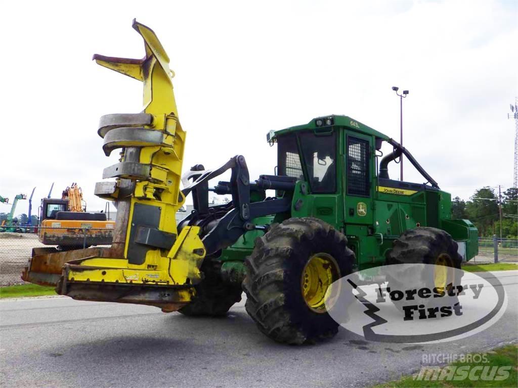 John Deere 643L Abatteuse groupeuse