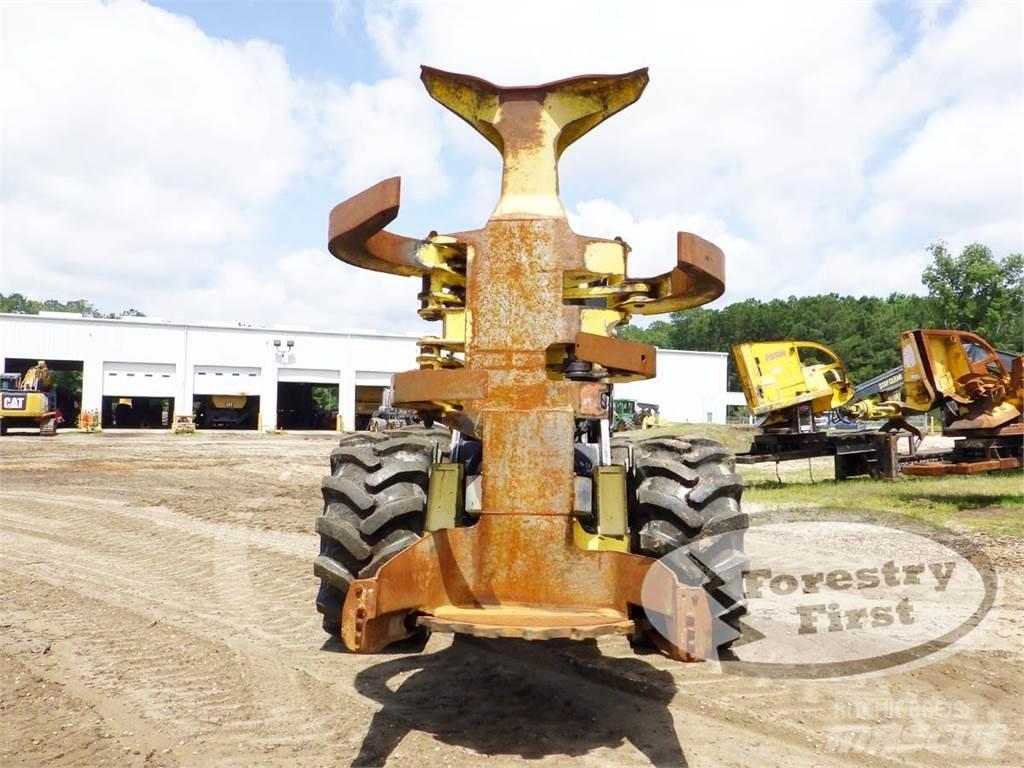 John Deere 843K Abatteuse groupeuse