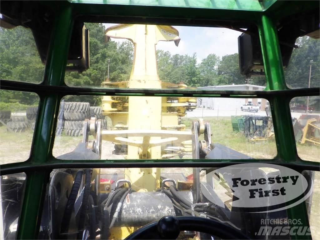 John Deere 843K Abatteuse groupeuse