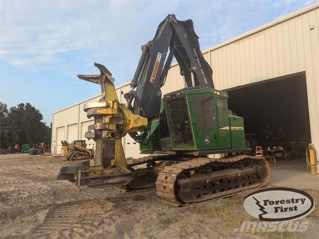 John Deere 853M Abatteuse groupeuse