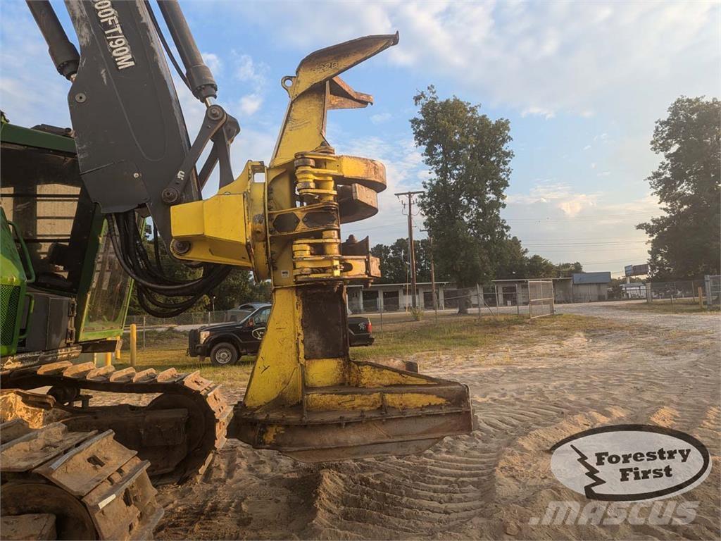 John Deere 853M Abatteuse groupeuse