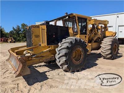 Tigercat 620E Débusqueur