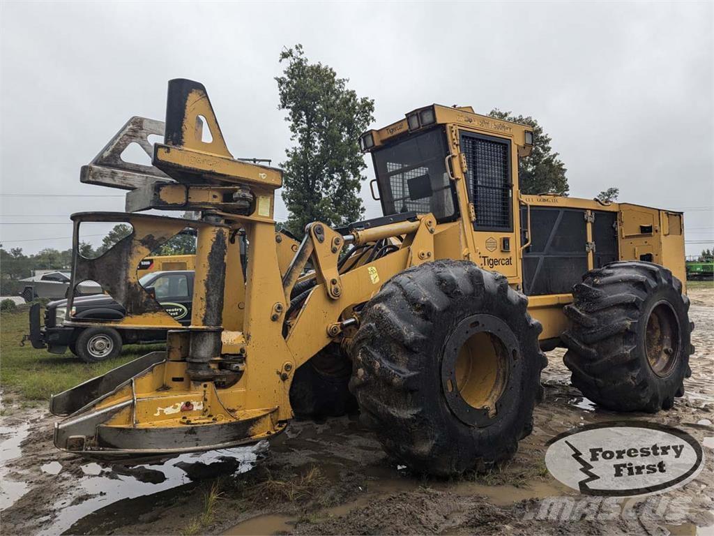 Tigercat 724G Abatteuse groupeuse