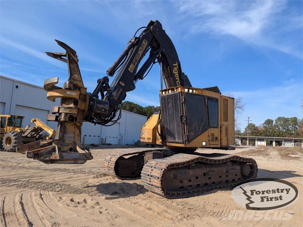 Tigercat 822D Abatteuse groupeuse