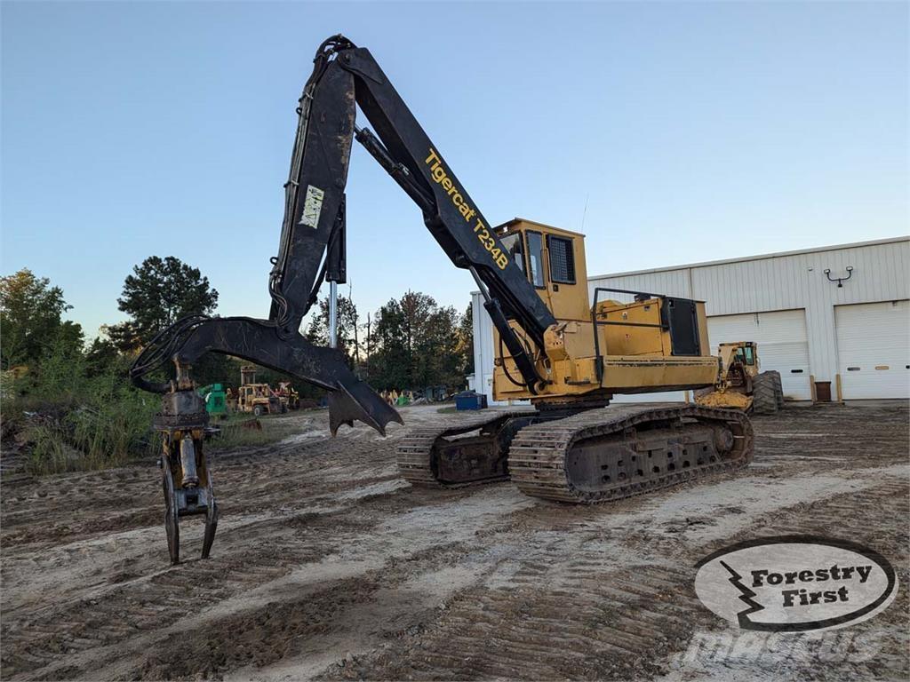 Tigercat T234B Chargeuse forestière