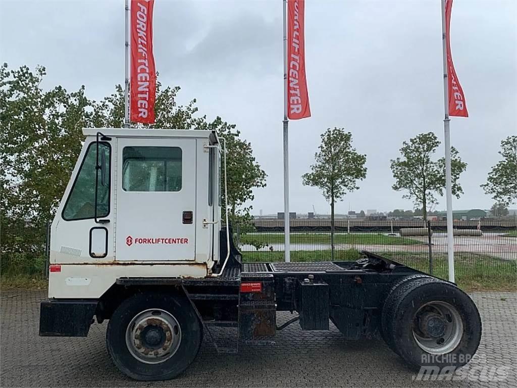 Kalmar Ottawa 50 Tracteur de manœuvre