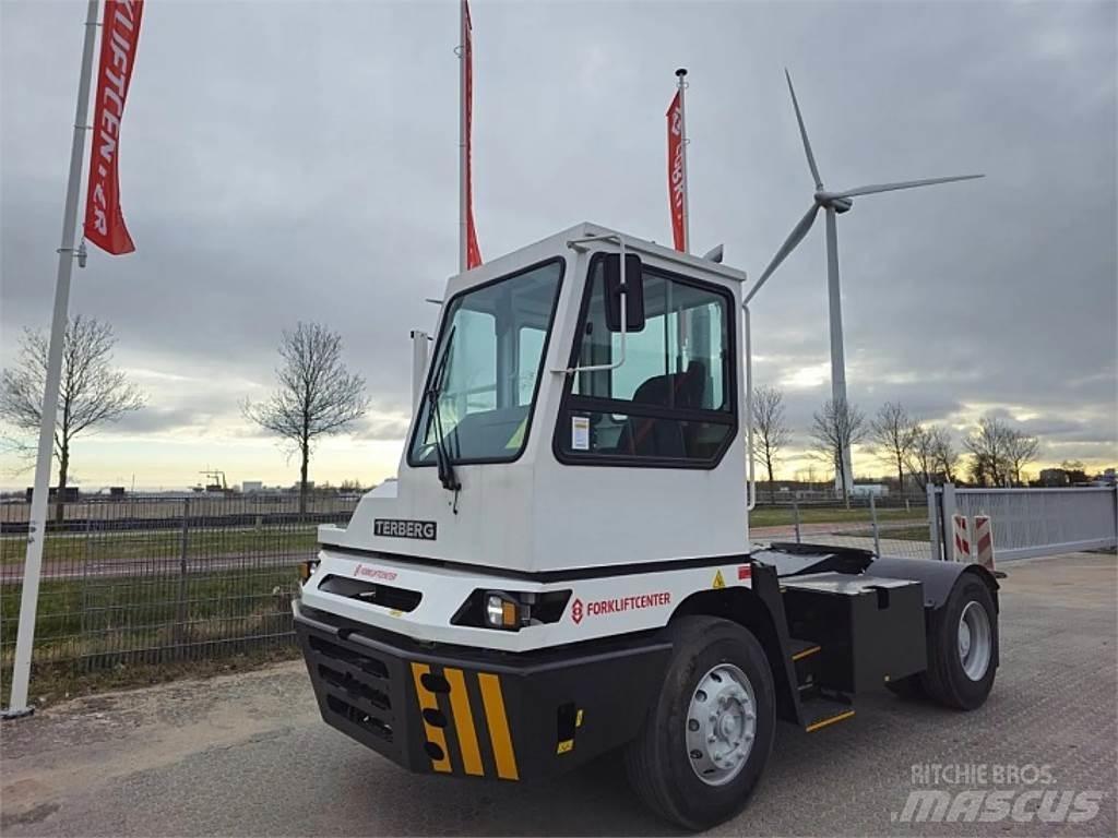 Terberg YT220 Tracteur de manœuvre