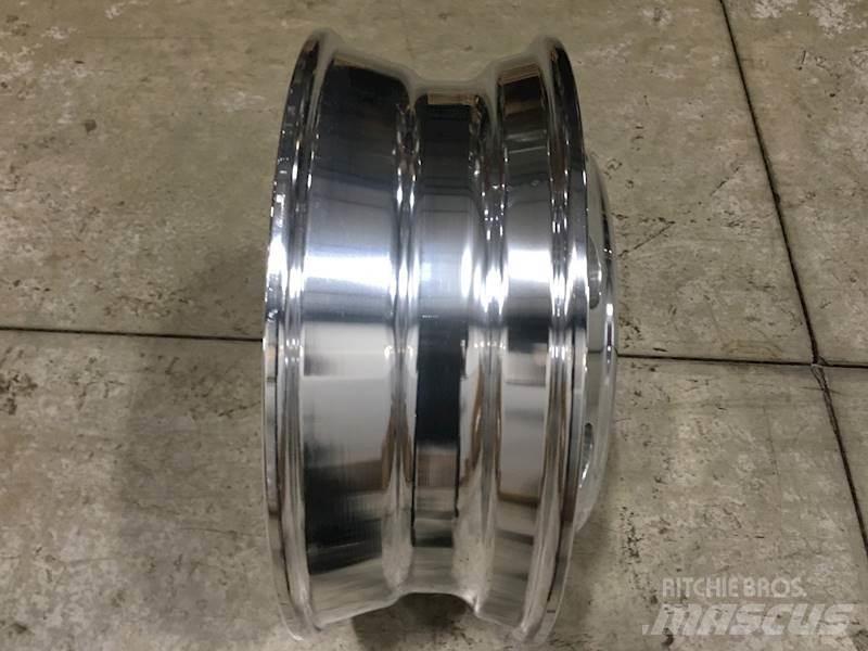  Accuride Pneus, roues et jantes